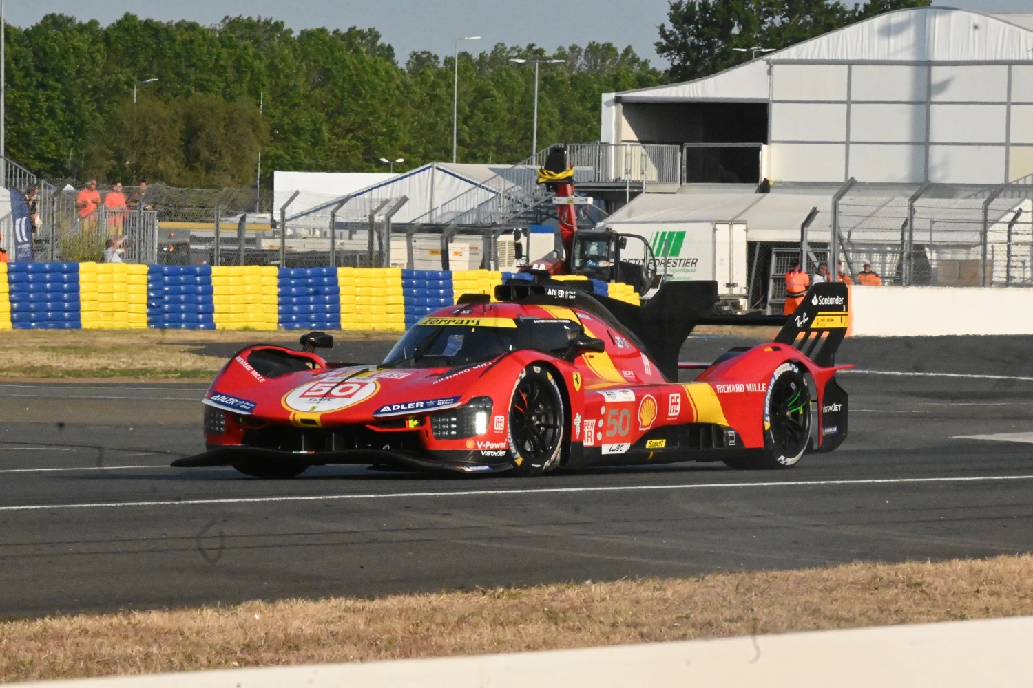 24 hours of Le Mans – Qualifications: Ferrari in front, Peugeot lagging behind
