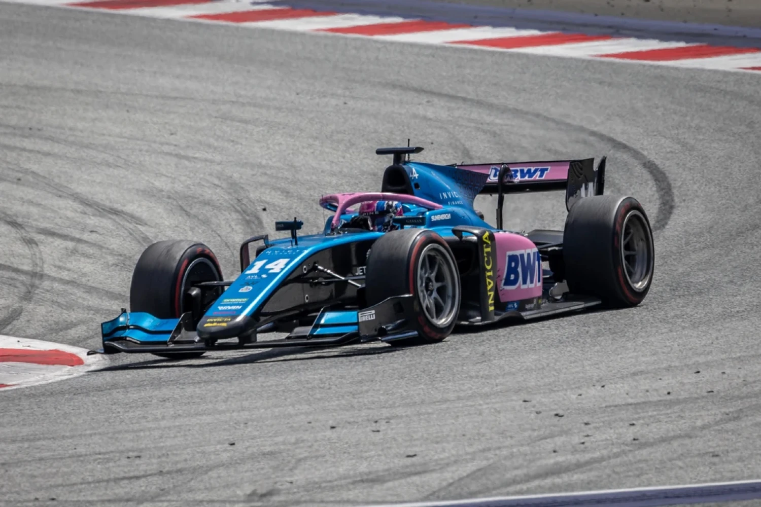 Belgian Grand Prix F2 – Main race: Vesti out, Pourchaire new leader