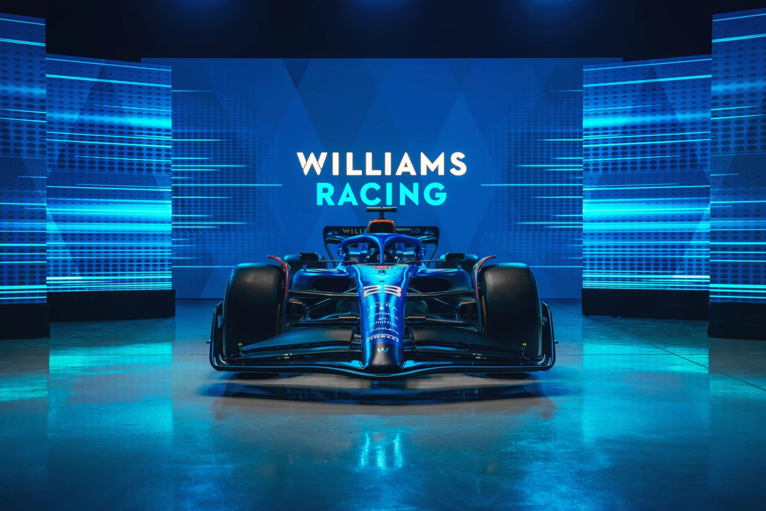 Williams unveils its special livery for its 800th Grand Prix