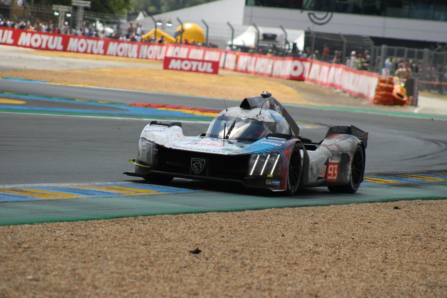 Peugeot is relying on reliability in Fuji and Bahrain