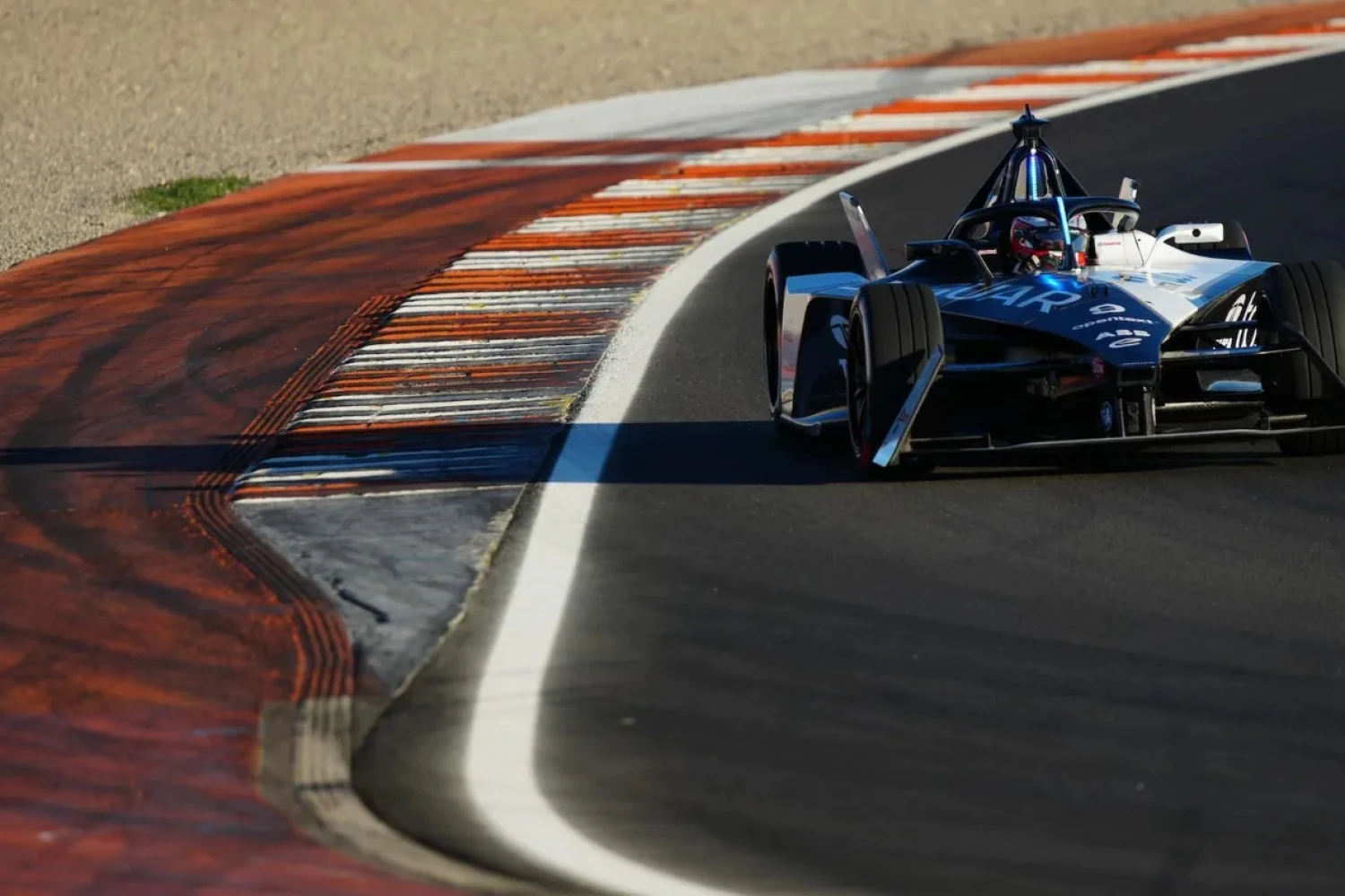 FE Winter Testing – Day 2: The single-seaters have returned to the track in Valencia