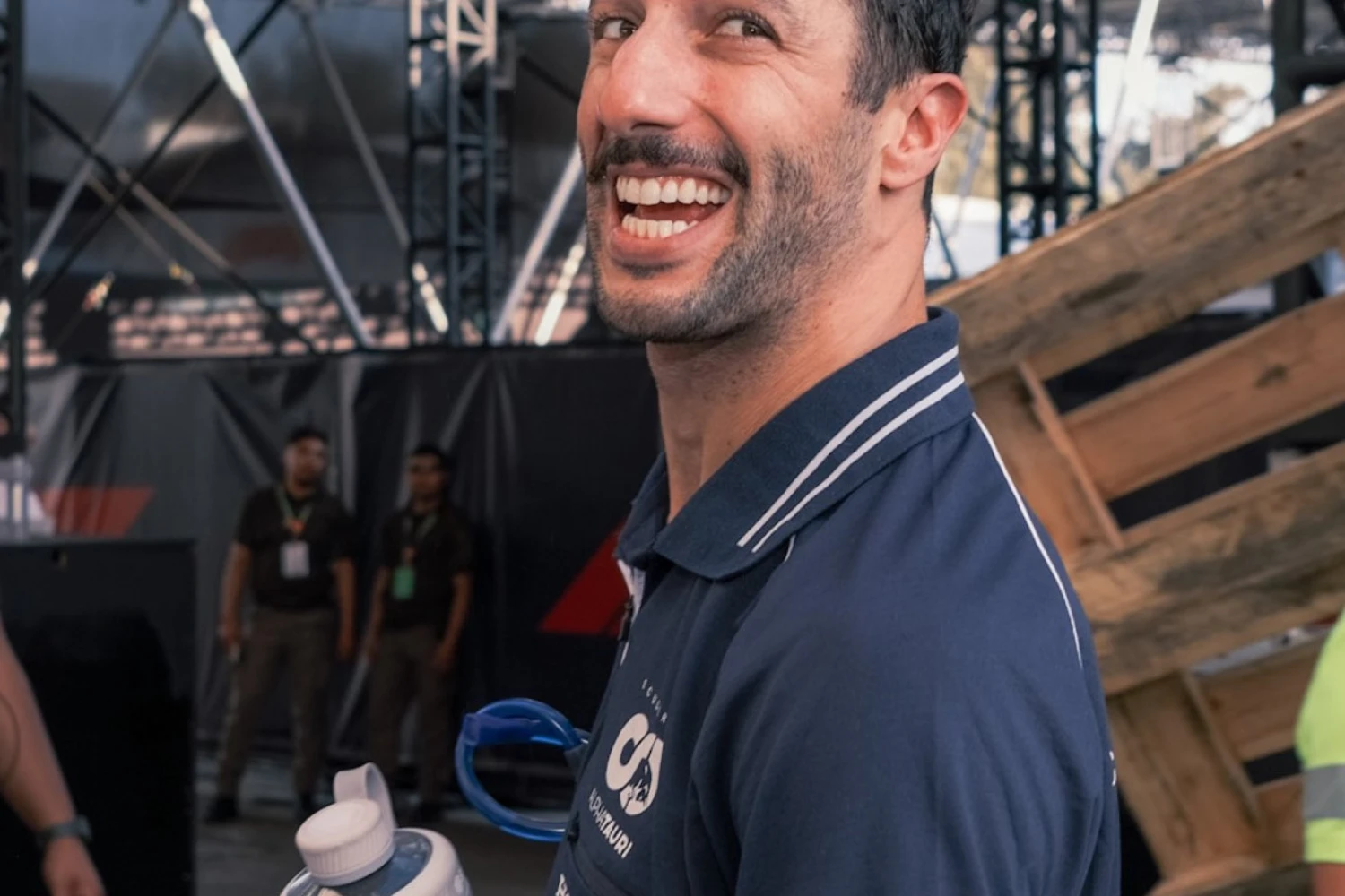 Ricciardo: A remarkable performance at the Mexican Grand Prix, praised by Horner