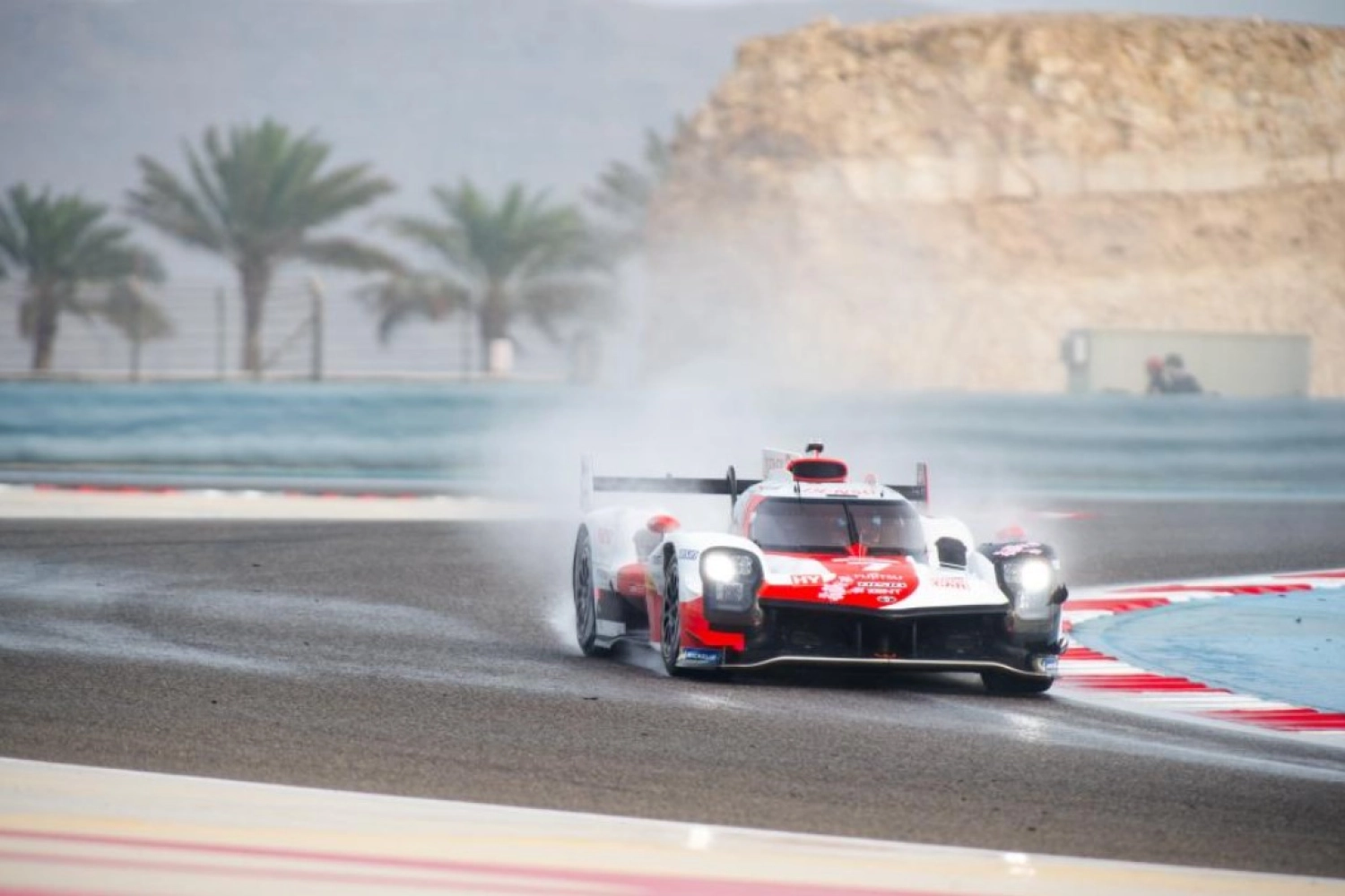 WEC 2024: Nyck de Vries arrives at Toyota