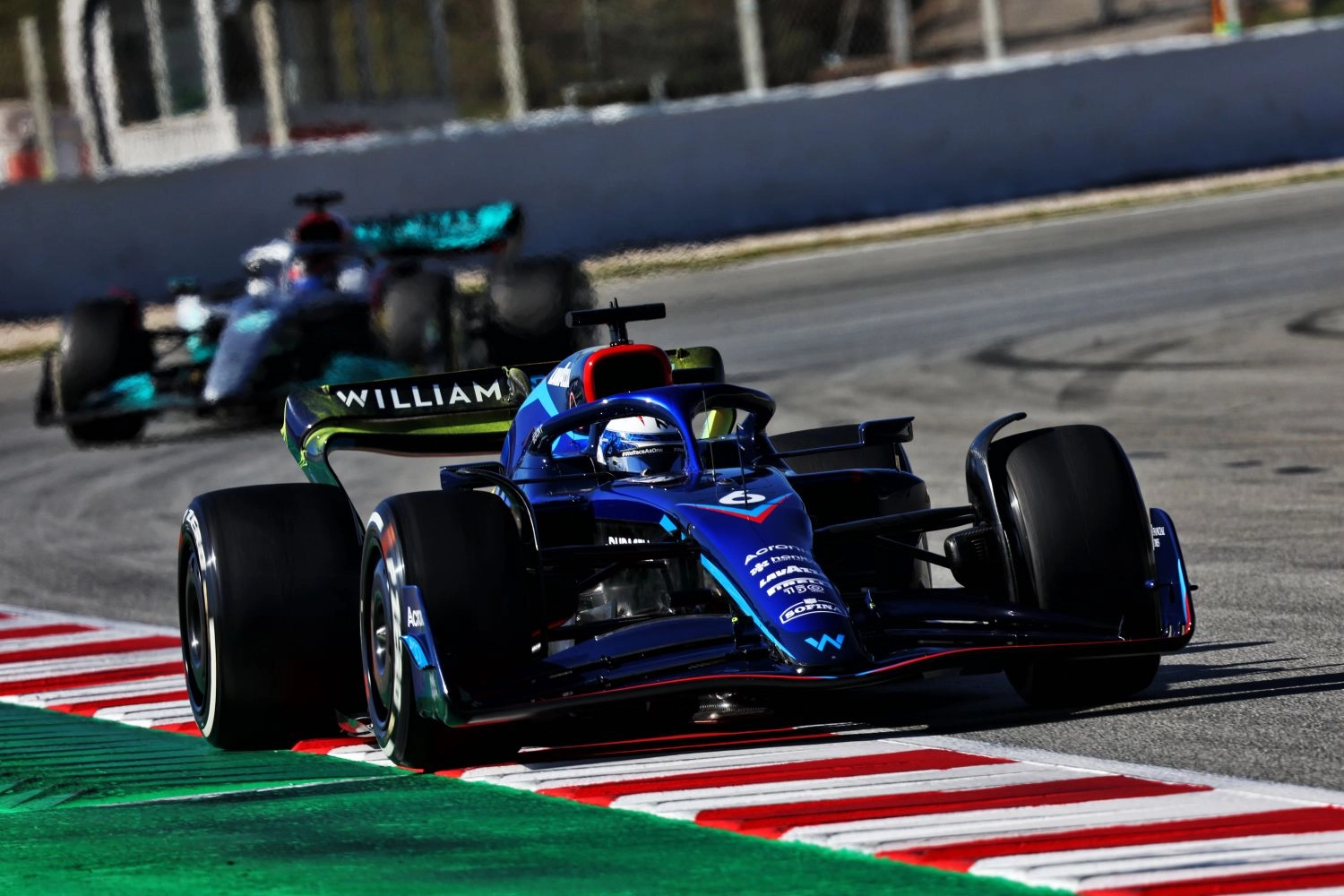 The cars of 2022 follow each other better, the drivers are satisfied