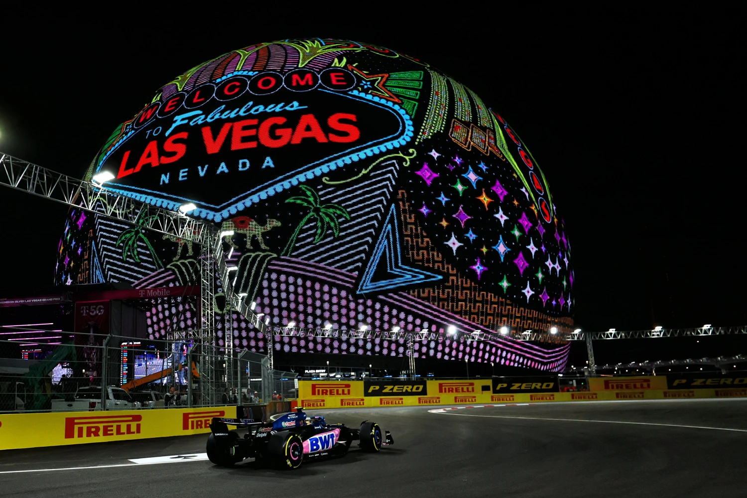 Las Vegas Grand Prix – Live commentary on Free Practice 2