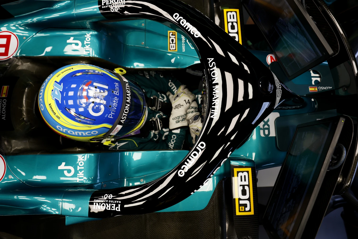 JCB logically continues its sponsorship contract with Aston Martin