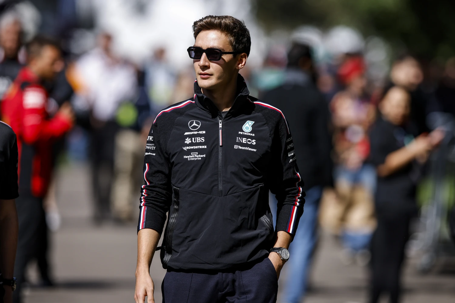 The enigmatic photo of Russell on a potential arrival of Sainz at Mercedes