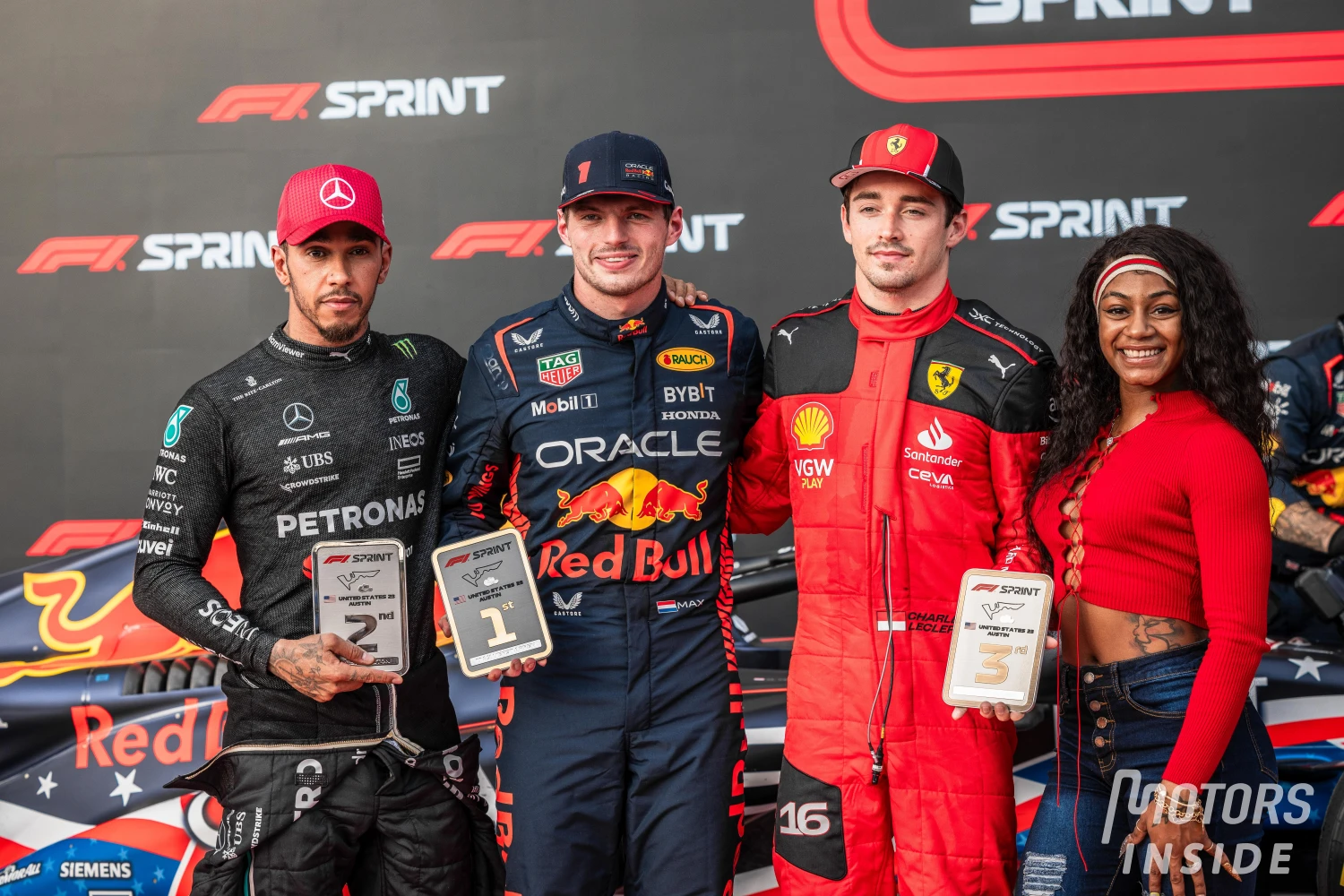 The transfer of the century is official: Lewis Hamilton becomes a Ferrari driver in 2025