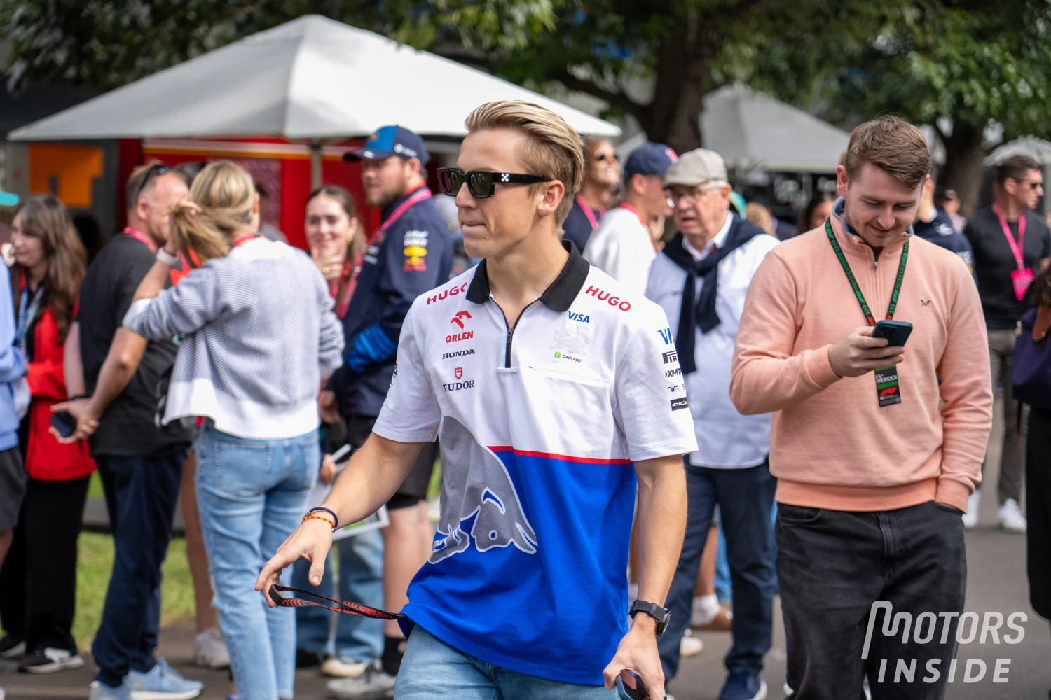 Daniel Ricciardo already under pressure from Helmut Marko, Liam Lawson knocks on the door