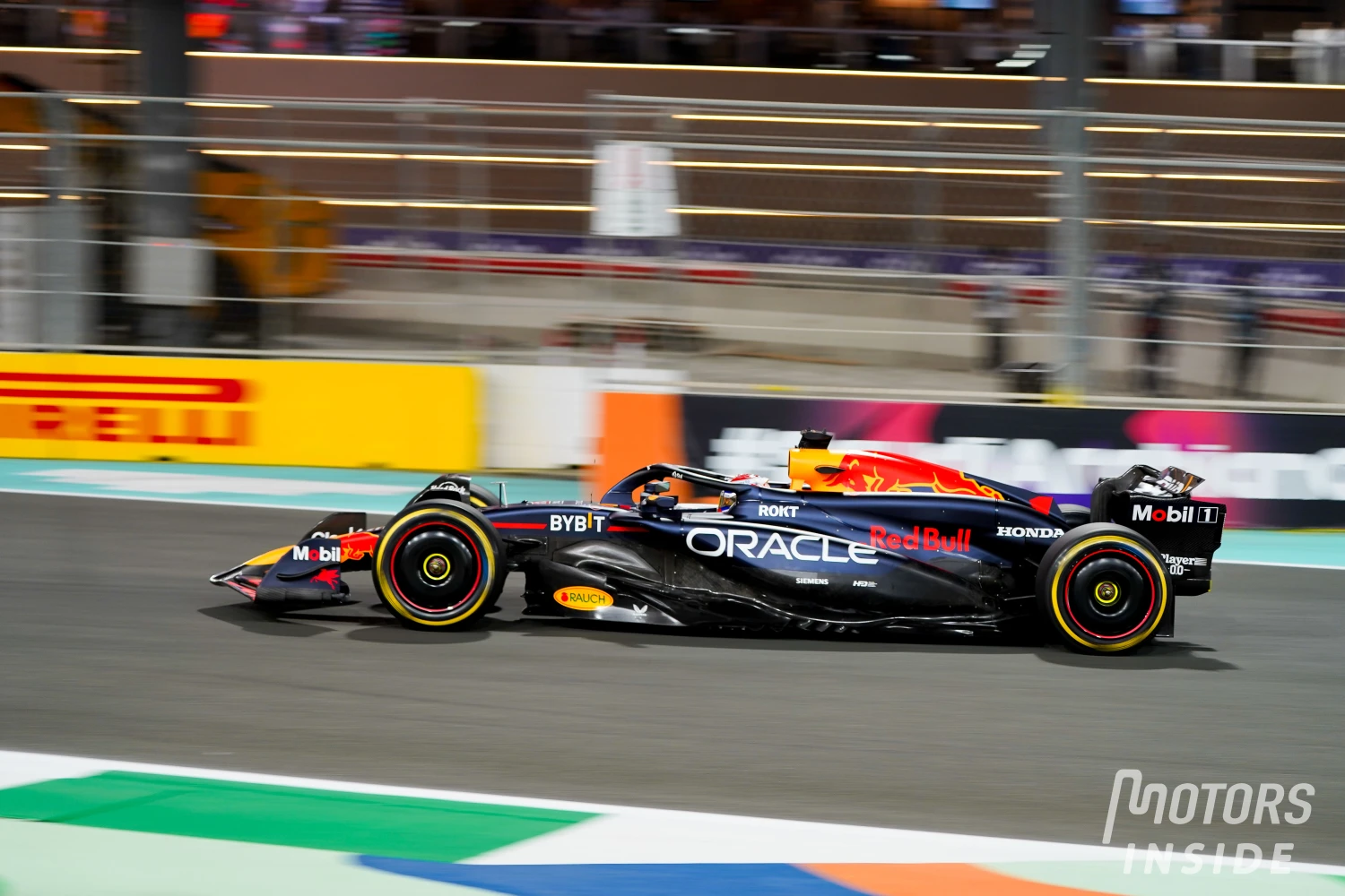 Japanese Grand Prix: Free Practice 1 – Max Verstappen shows his teeth