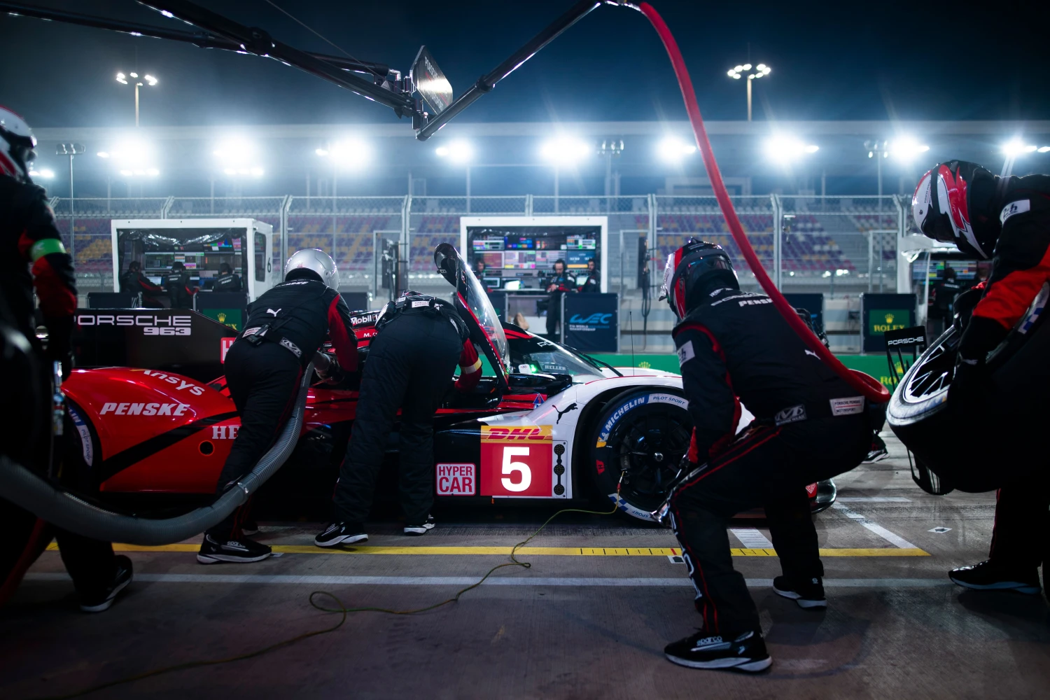 1812 kilometers of Qatar – Qualifying: Porsche flexes its muscles