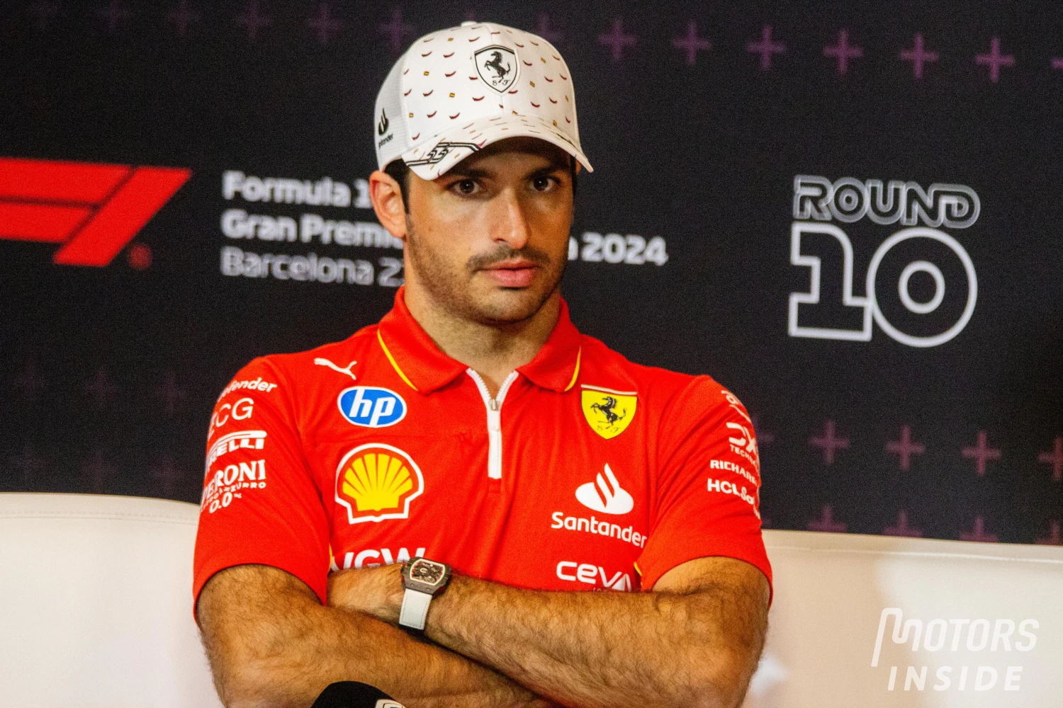 Alpine in talks with Carlos Sainz for 2025