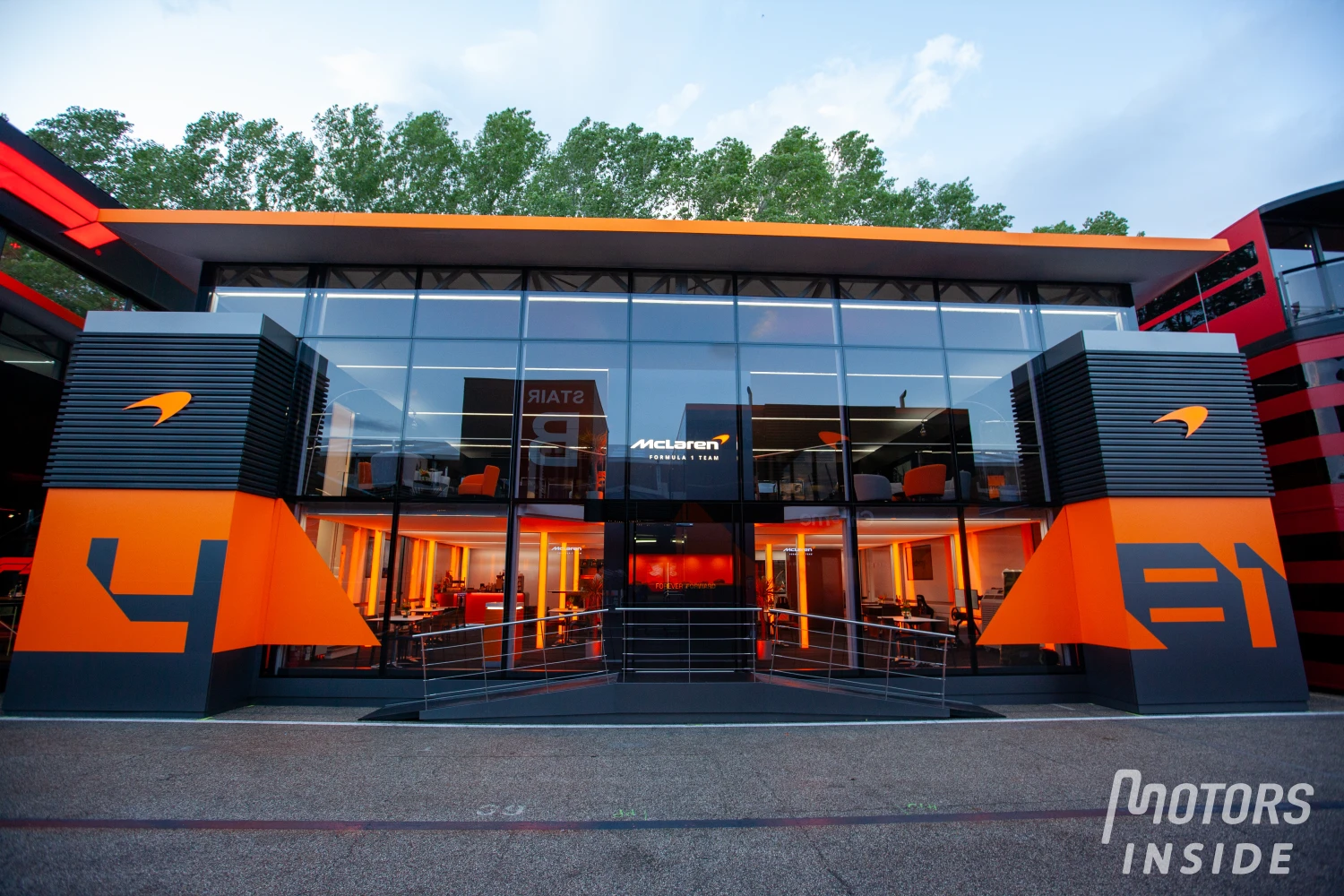 Temporary motorhome for McLaren after last week’s fire