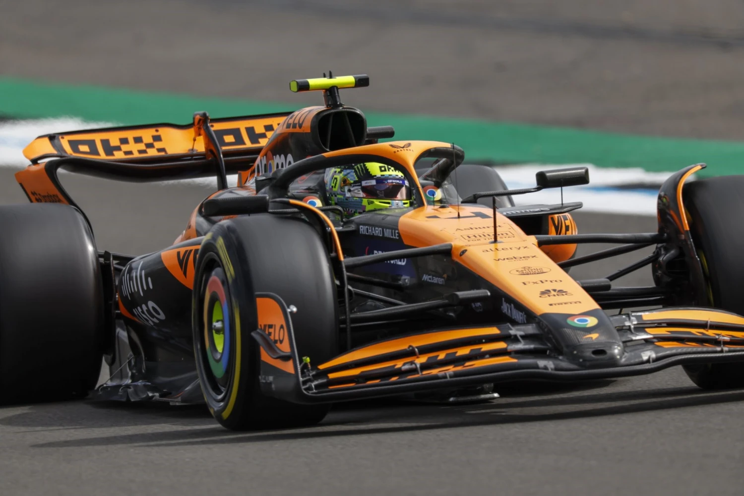 Carlos Sainz: “McLaren is the strongest team in F1 at the moment”
