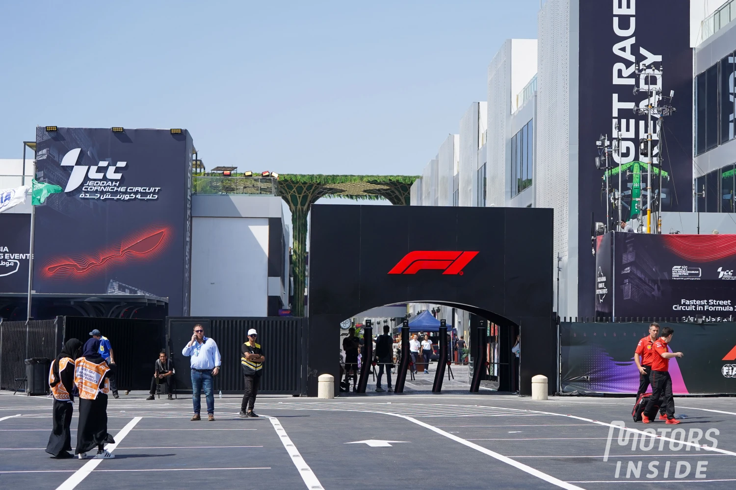 Flooding and more damage to McLaren’s motorhome after heavy rain in Budaptest