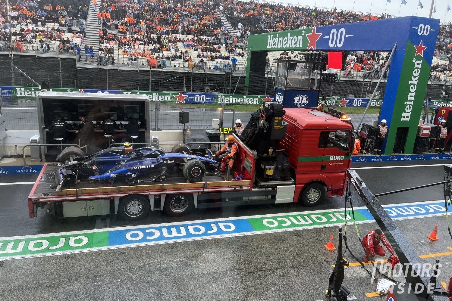 Red flag in FP3 after Logan Sargeant’s big crash