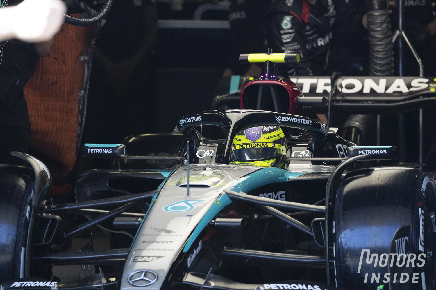 Mercedes testing Pirelli tires at the Magny-Cours circuit this week