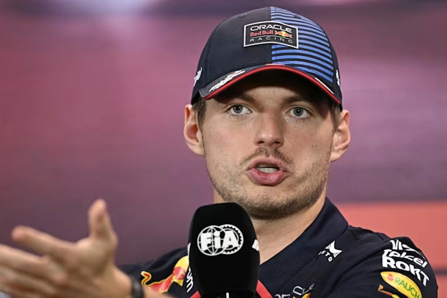 Max Verstappen sarcastic in press conference against the ridiculous FIA penalty