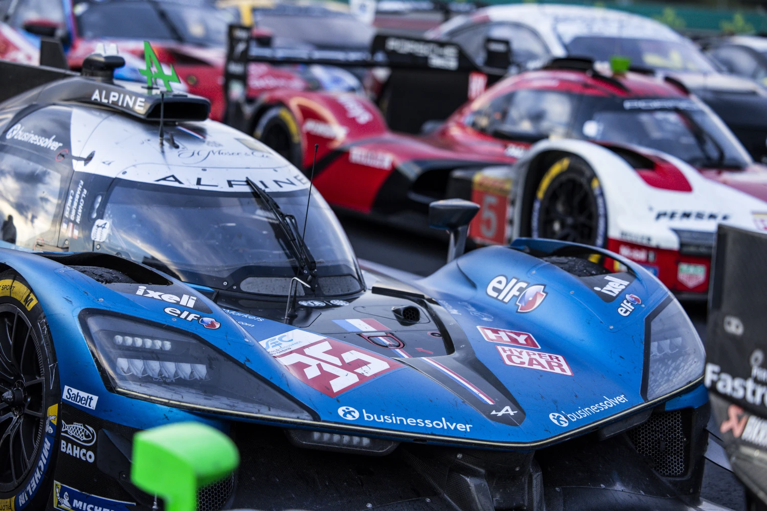 Alpine continues its momentum at Fuji