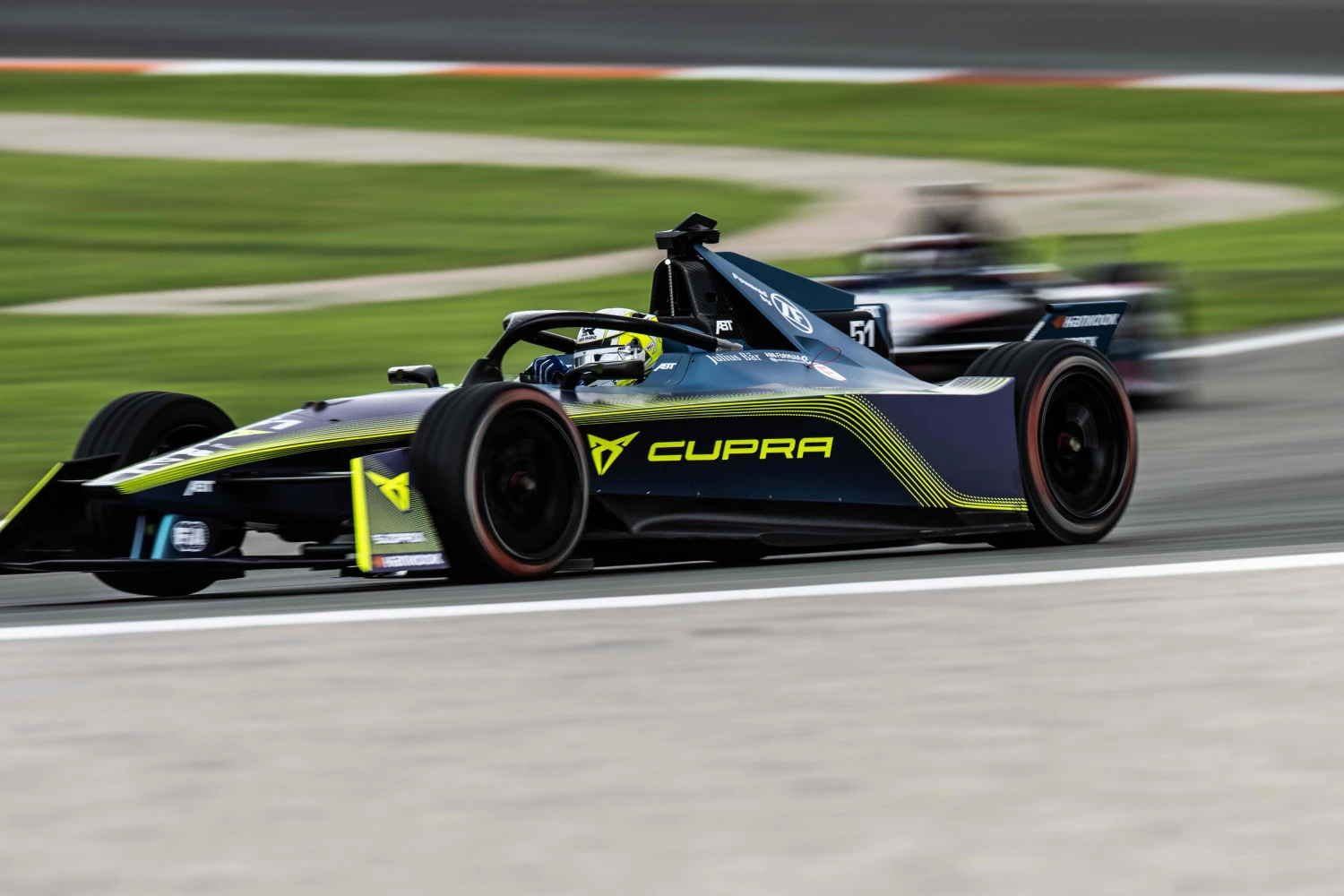 Adrien Tambay in discussion for a seat in a major category of motorsport