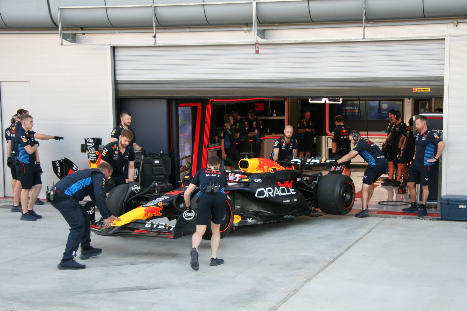 Red Bull admits the existence of a system to modify the ride height