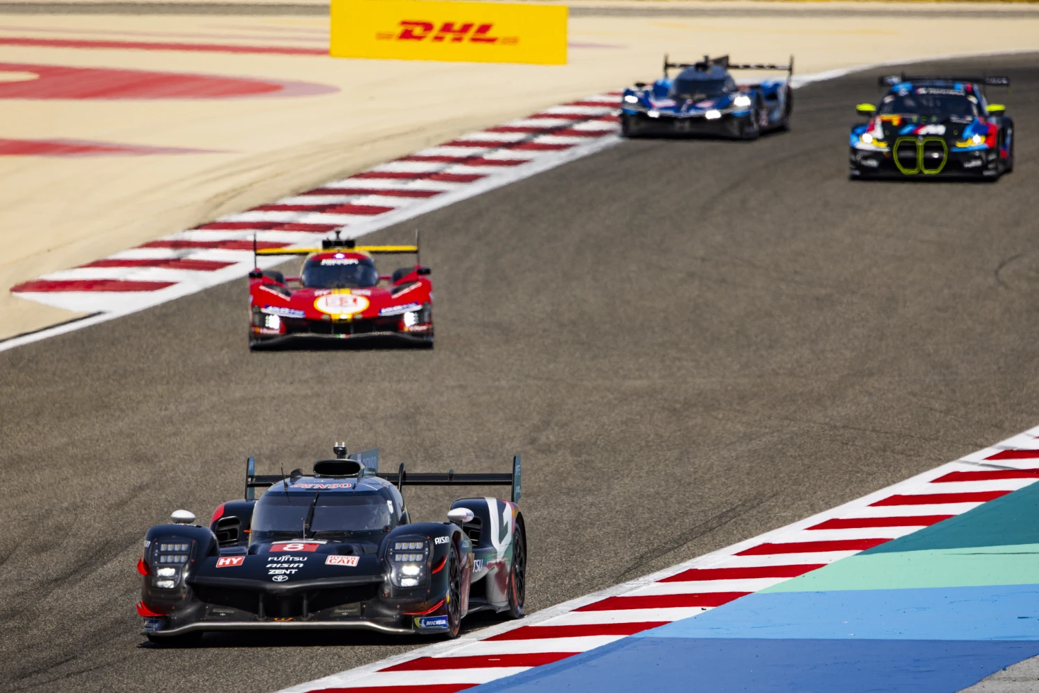 8 Hours of Bahrain – Qualifying: Toyota and McLaren lock out the front rows