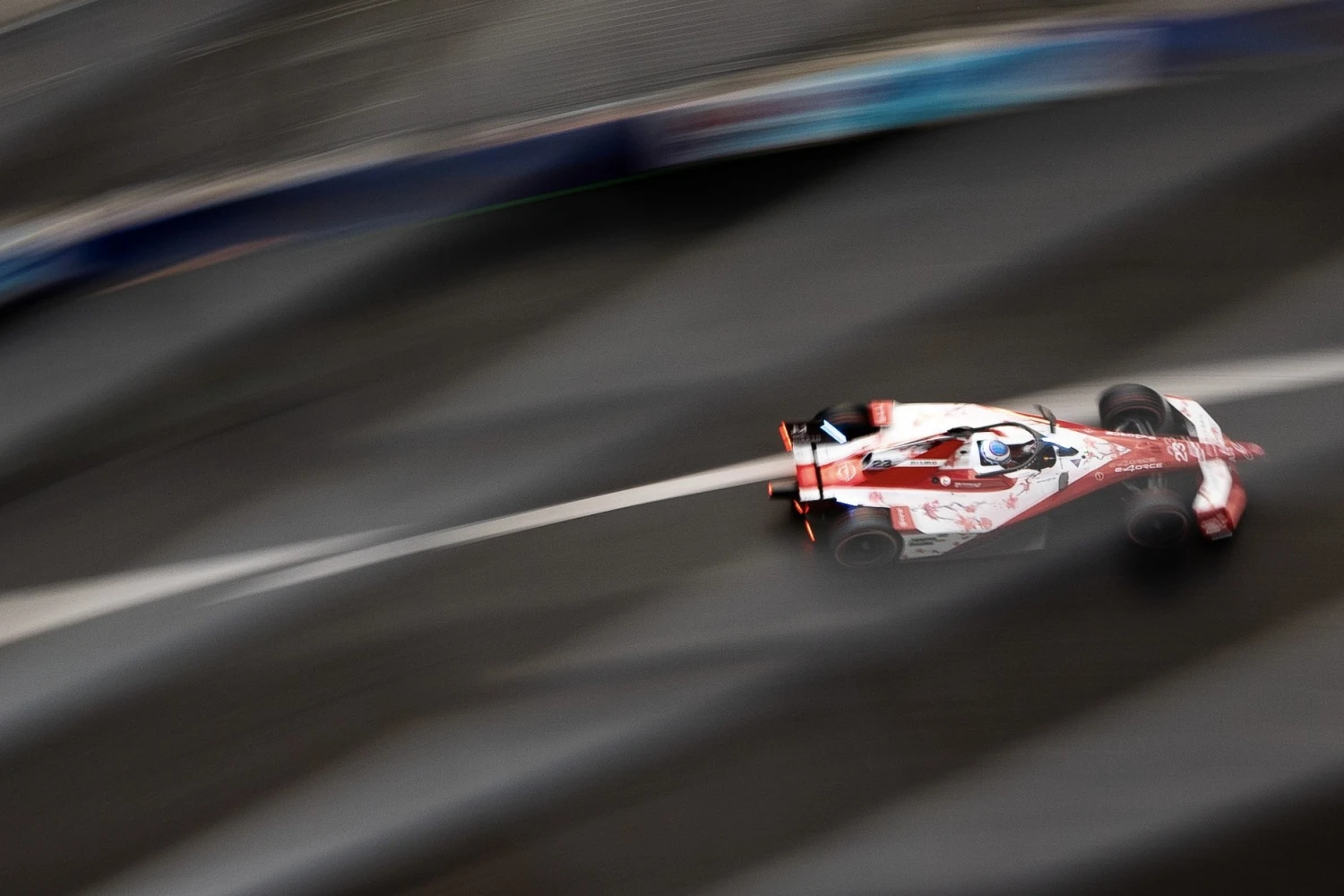 Mexico City ePrix 2025: Oliver Rowland edges out both Porsches for the victory