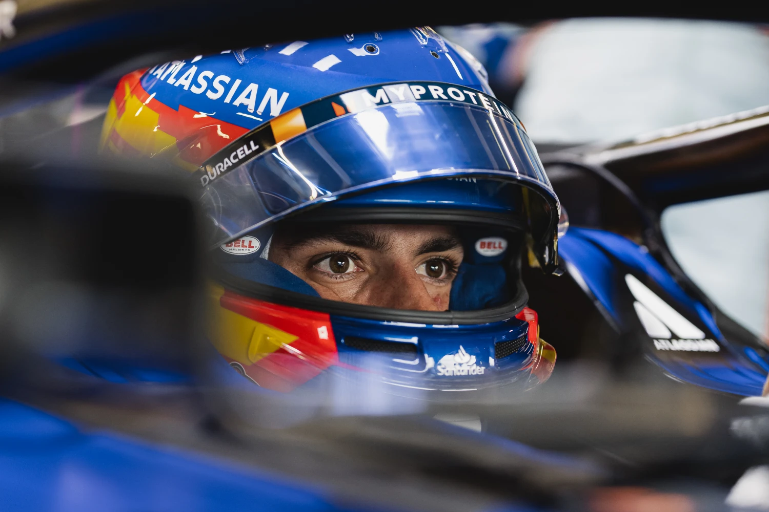 Carlos Sainz, fastest time in Bahrain, but not yet comfortable with the Williams FW47