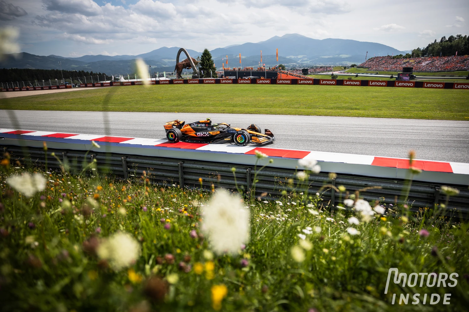 Austrian Grand Prix: McLaren at the top of the timesheets, a lot of work done by the teams