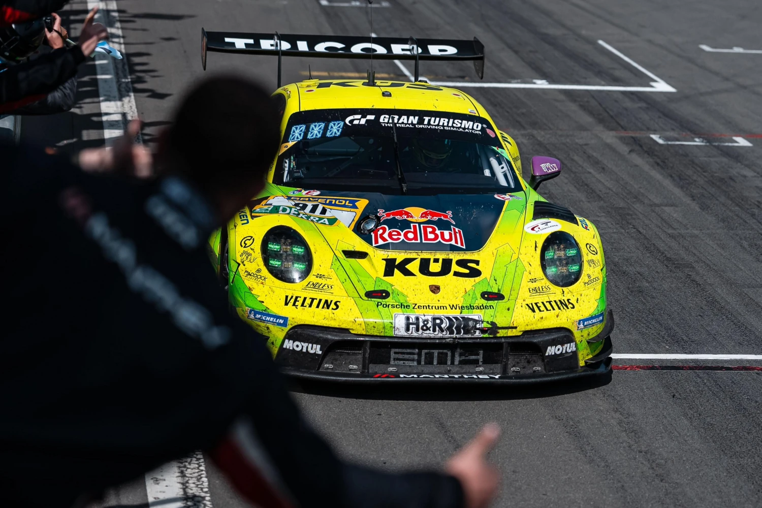 Kévin Estre on the verge of an XXL performance at the Nürburgring