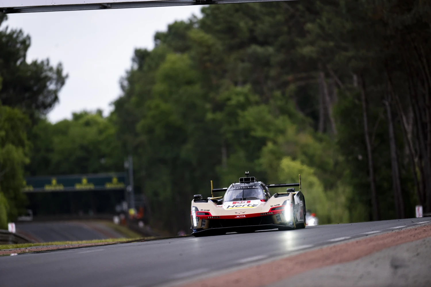 24 Heures du Mans – Free Practice 1: Sébastien Bourdais in the lead, Alpine and Peugeot far behind