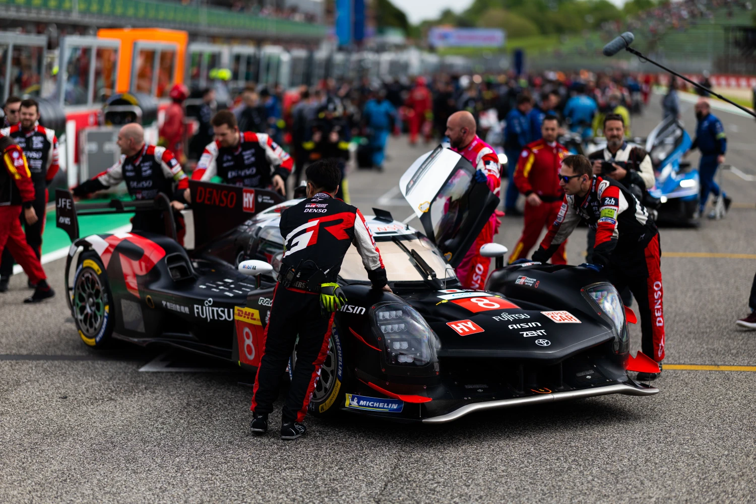 24 Hours of Le Mans: For Toyota, it’s now or never