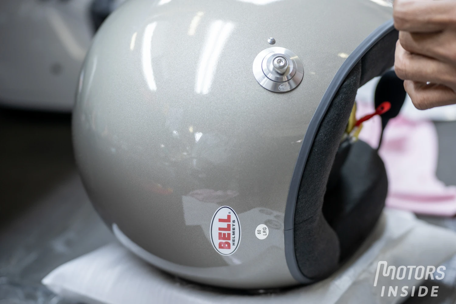 Système d'attache Hans