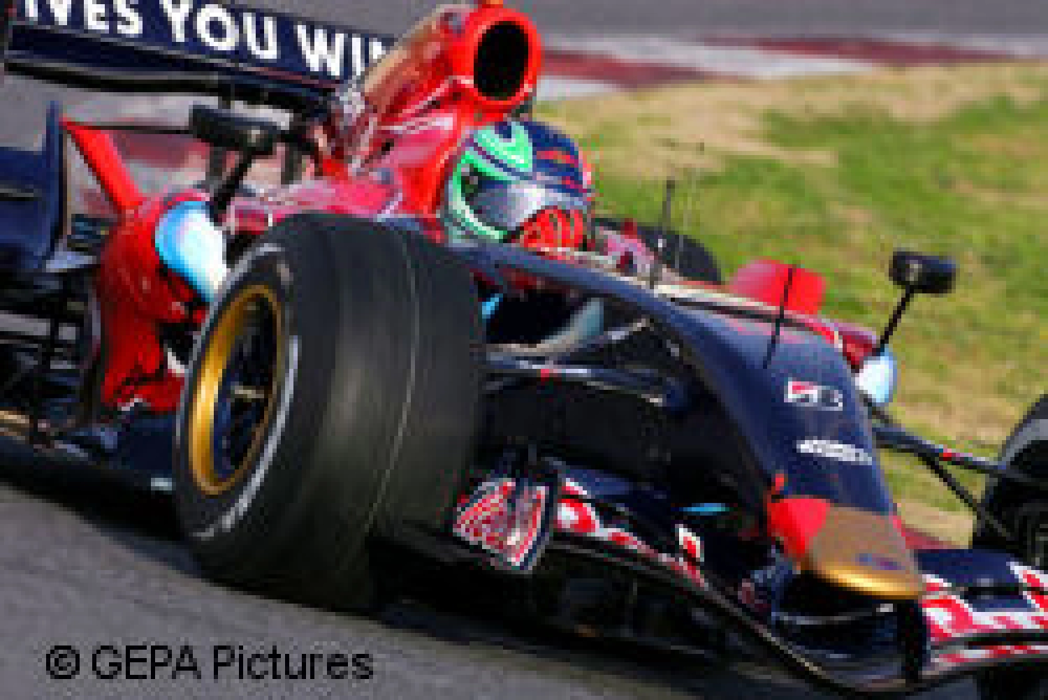 Luizzi perd le point de la 8e place au profit de Sutil