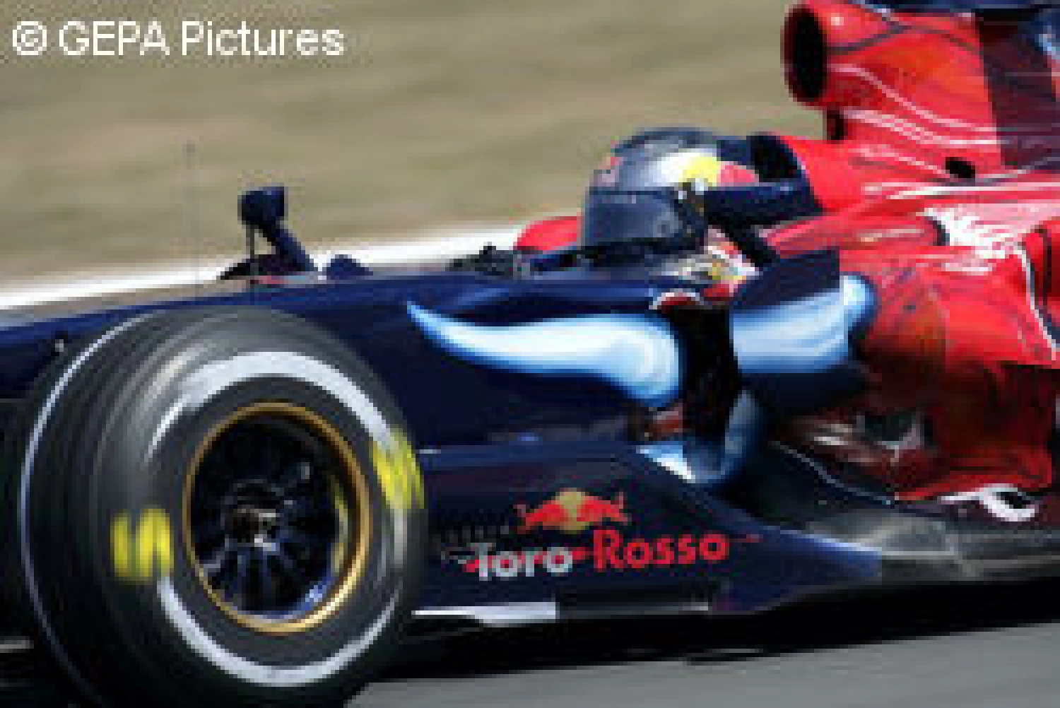 Vettel a nouveau pénalisé… il a gêné plusieurs concurrents