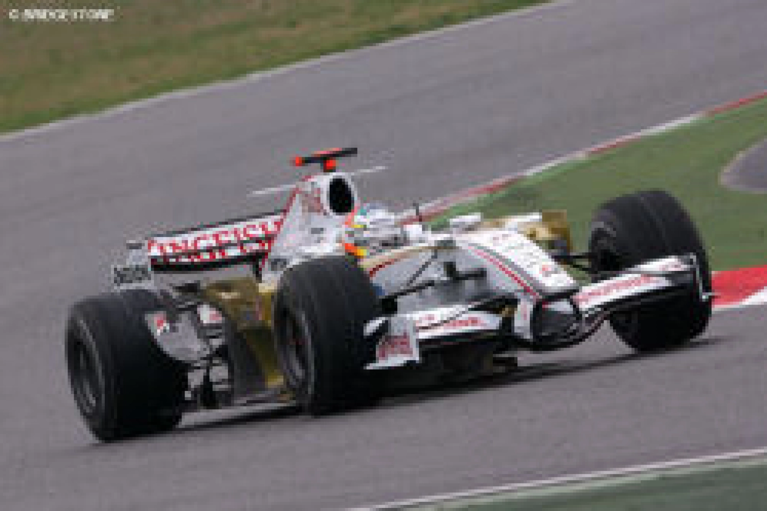 Bilan Vendredi – Un Fisichella survolté chez Force India