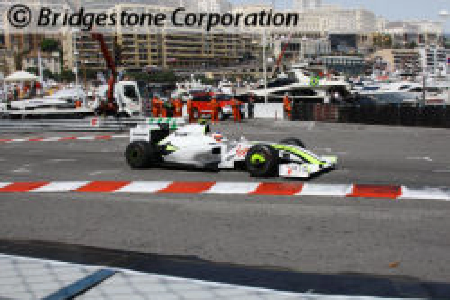 Essais Libres 1: Barrichello prend les commandes, Grosjean 17ème