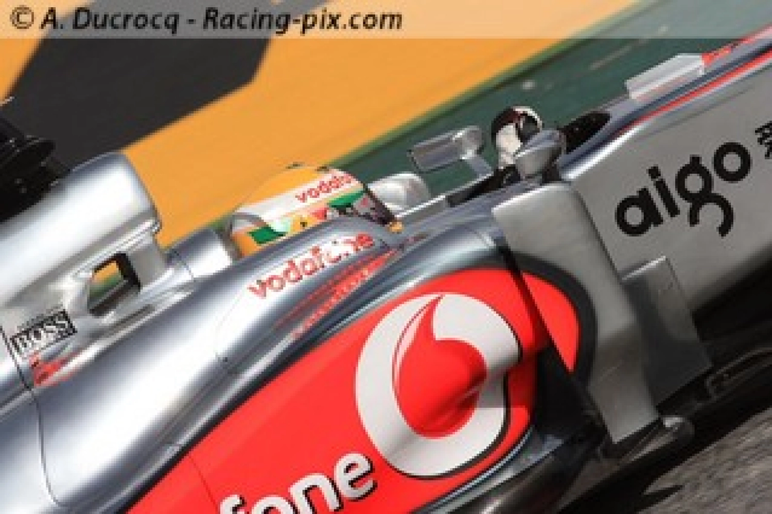 Course : Doublé de McLaren, première victoire pour Hamilton