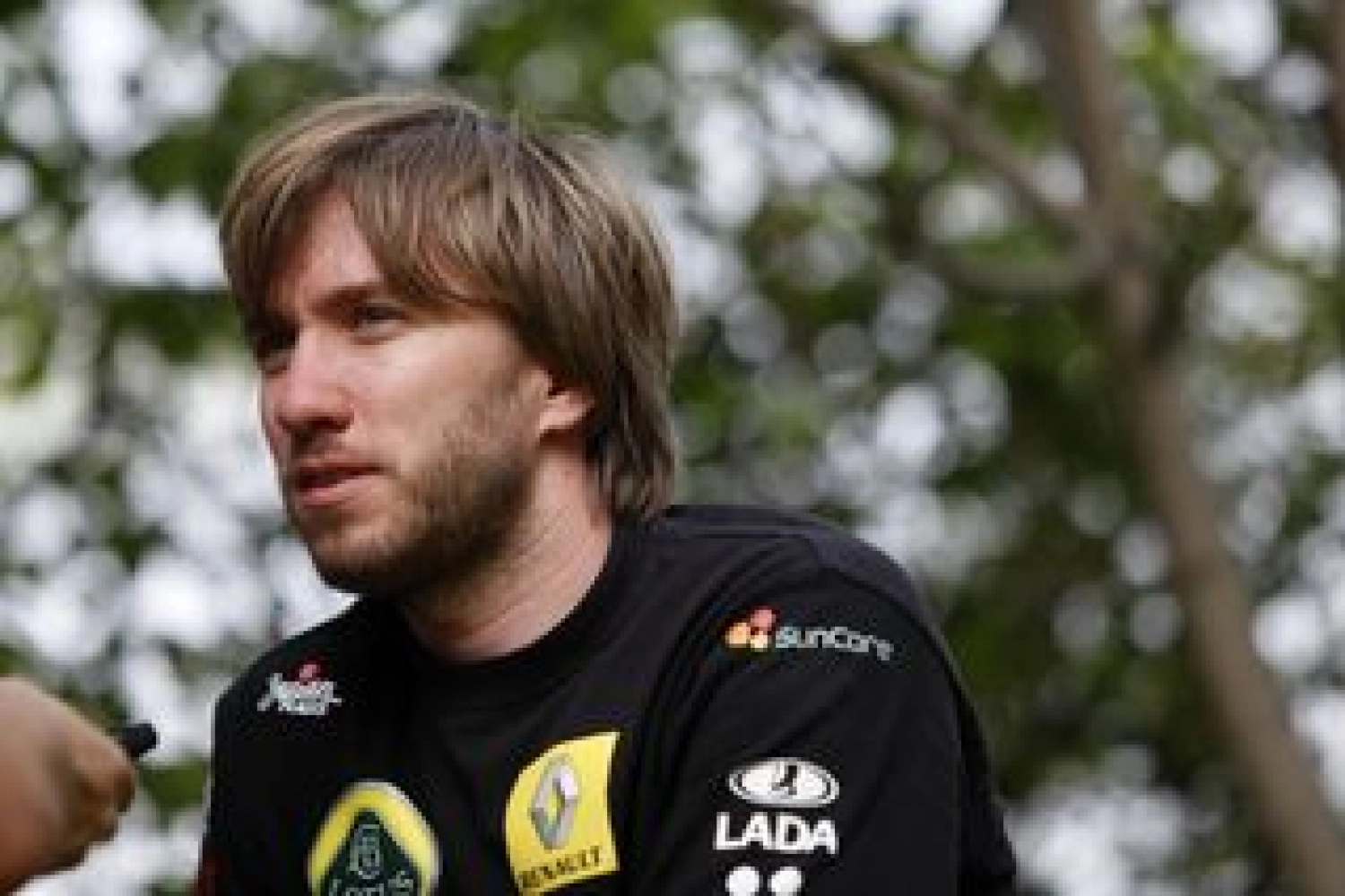 Heidfeld passe à l&rsquo;attaque contre Lotus Renault GP