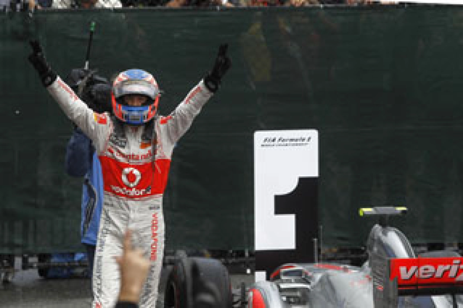 Eddie Irvine très critique envers Button et Webber