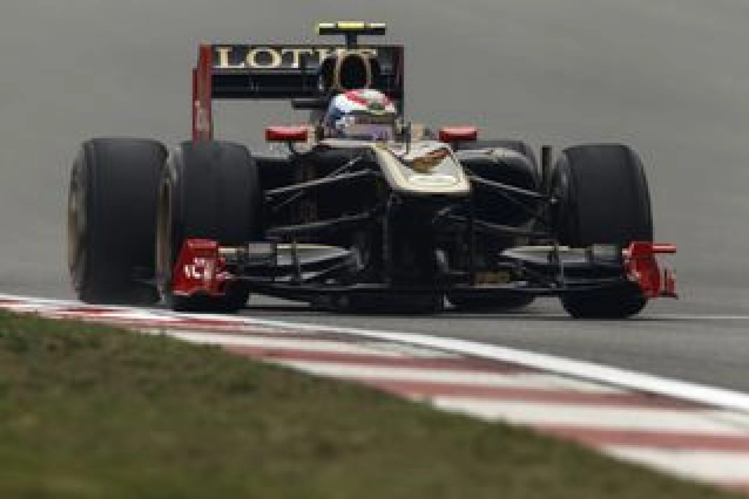 Vendredi : lotus Renault semble dans le coup à Suzuka
