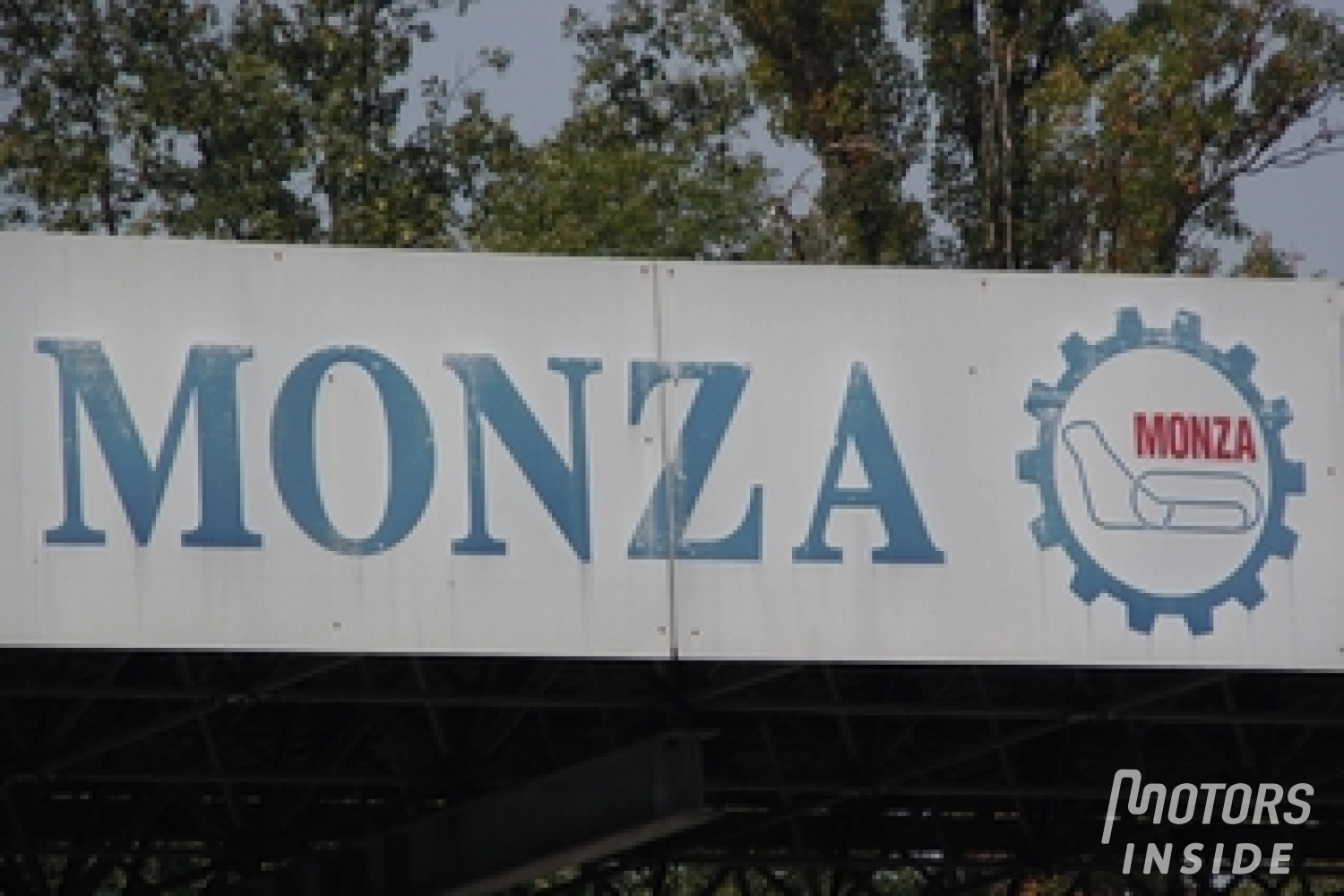 Ecclestone menace Monza mais Di Montezemolo veut deux Grands Prix italiens