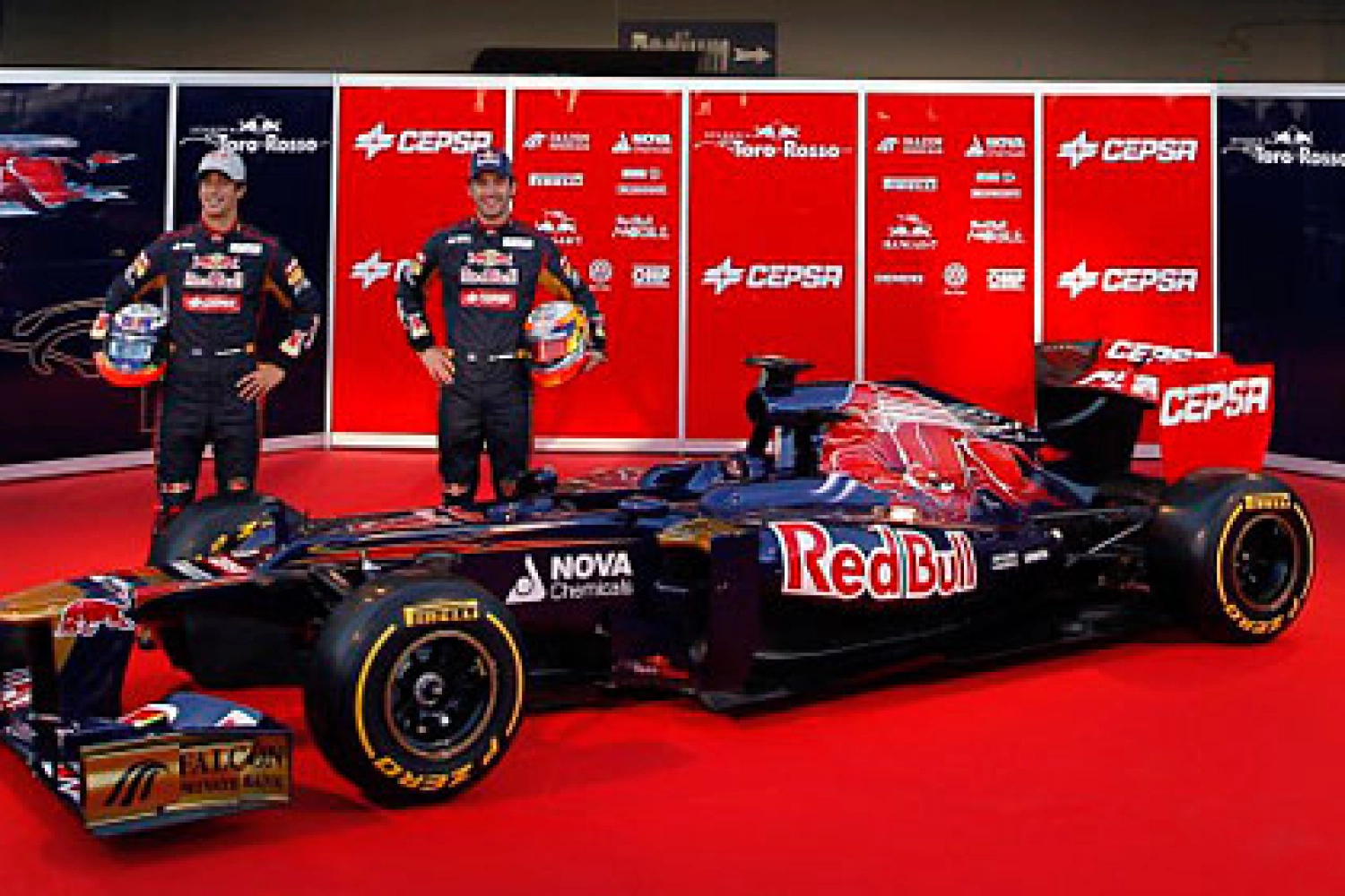 Nova continue avec Toro Rosso