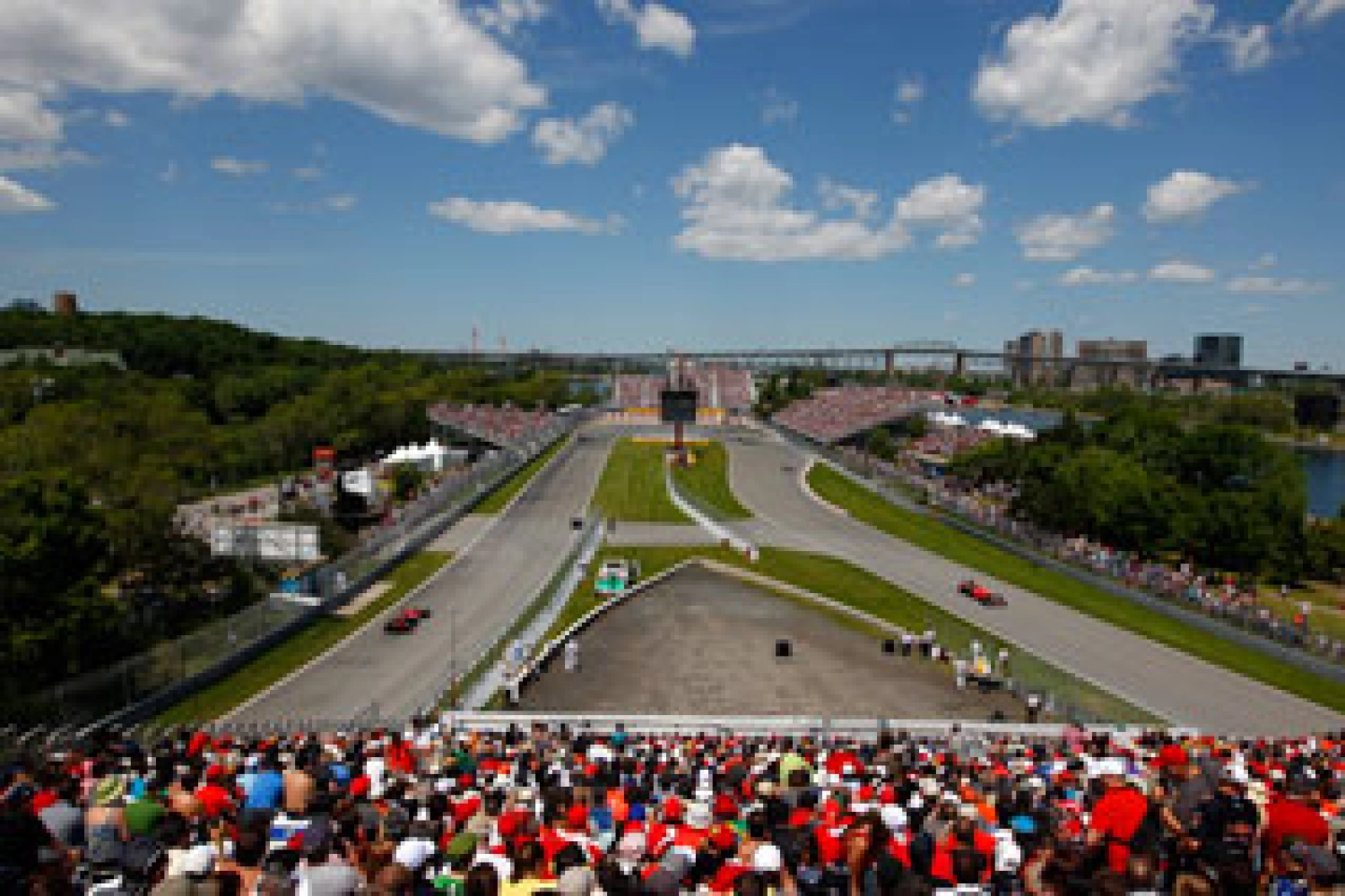 Canada : la course vue des stands