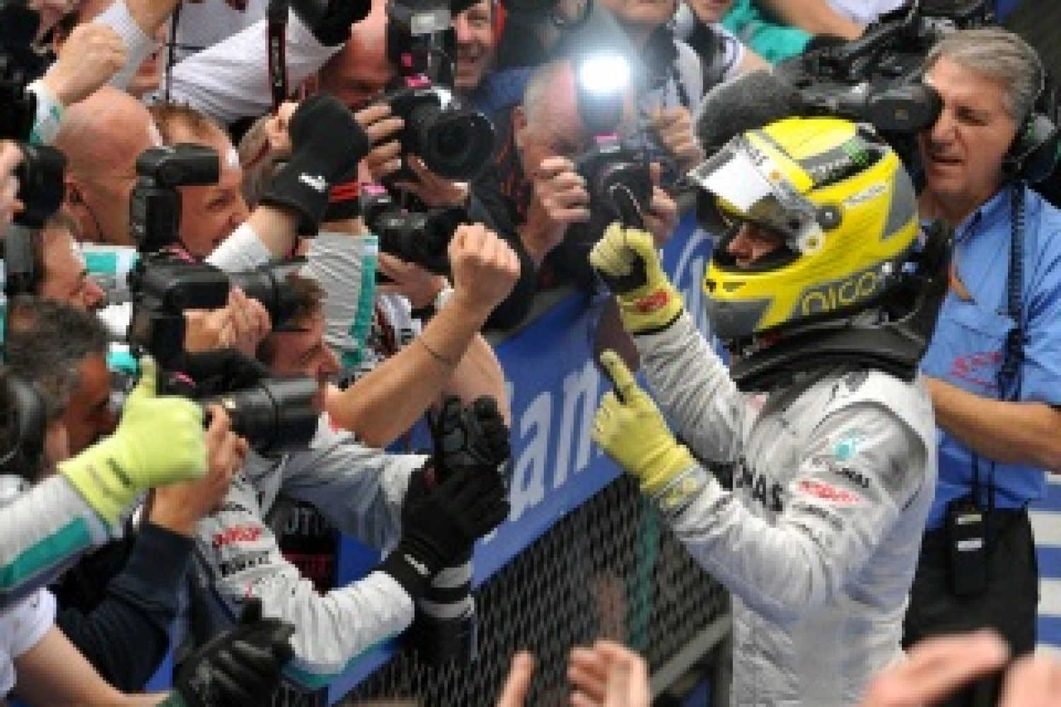 Rosberg peut encore gagner le titre d&rsquo;après Michael Schumacher