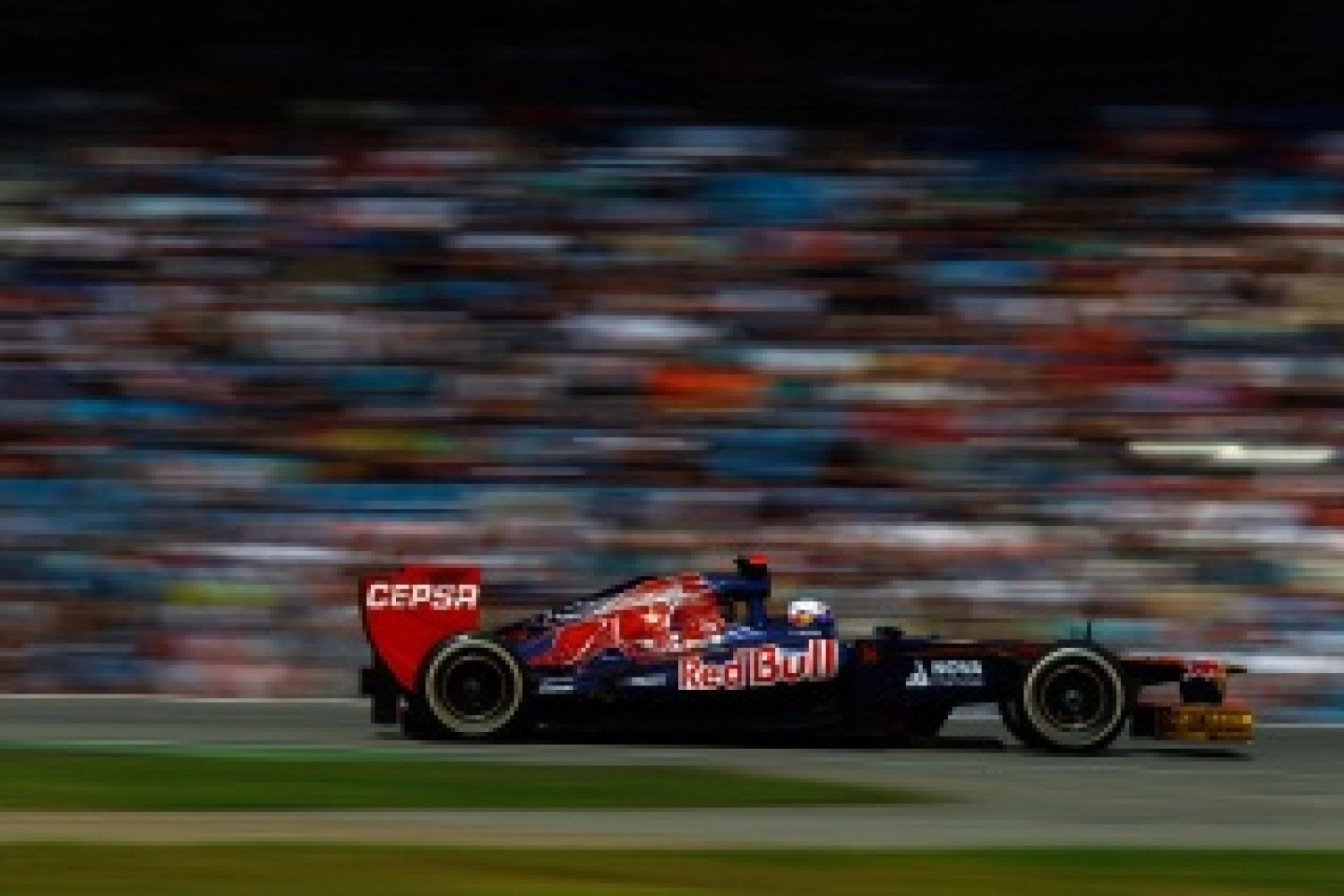 Dimanche : Ricciardo devance Vergne chez Toro Rosso