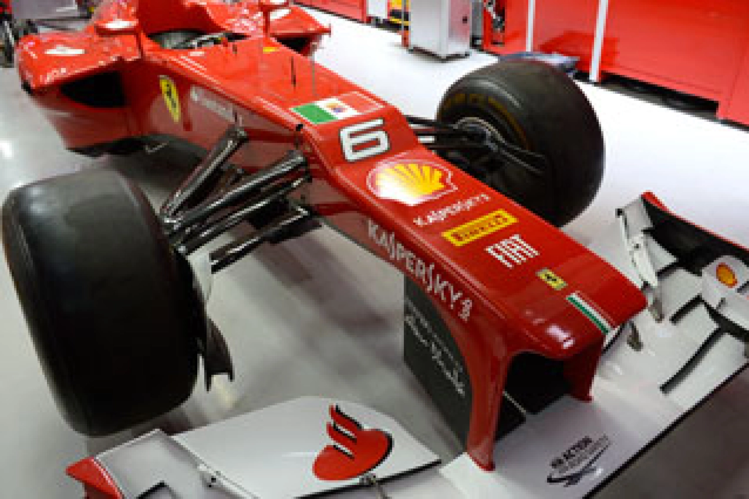 Ferrari soutient la marine italienne