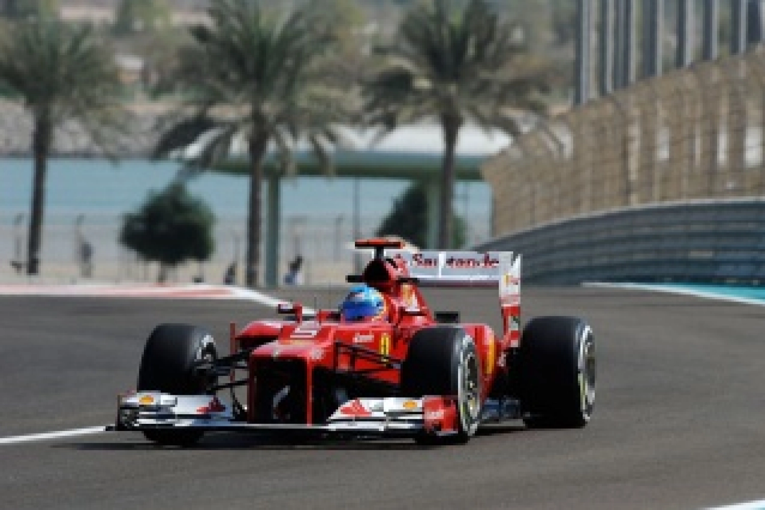 Samedi : La Ferrari n&rsquo;est pas assez compétitive