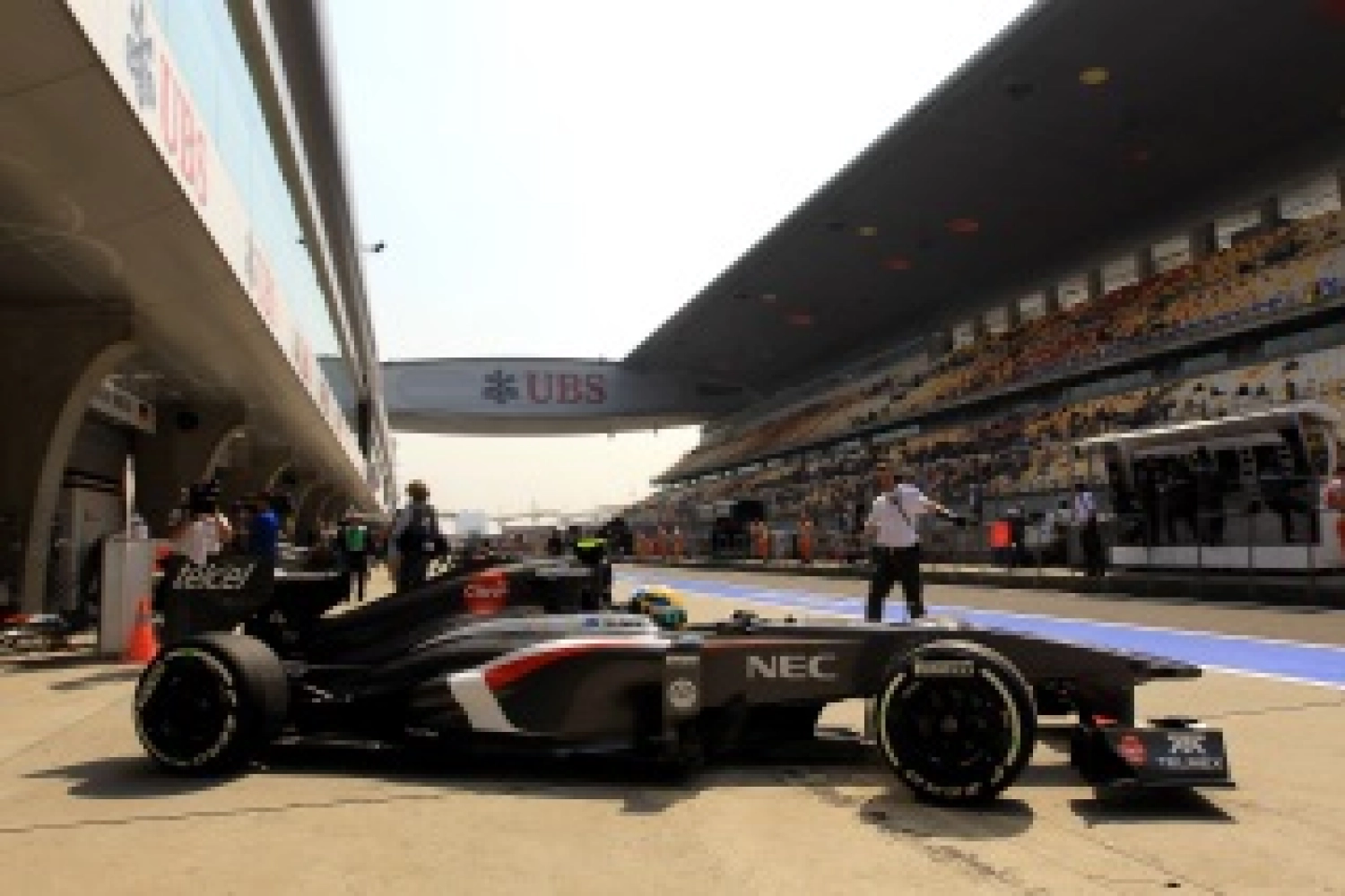 Samedi : Manque de vitesse chez Sauber