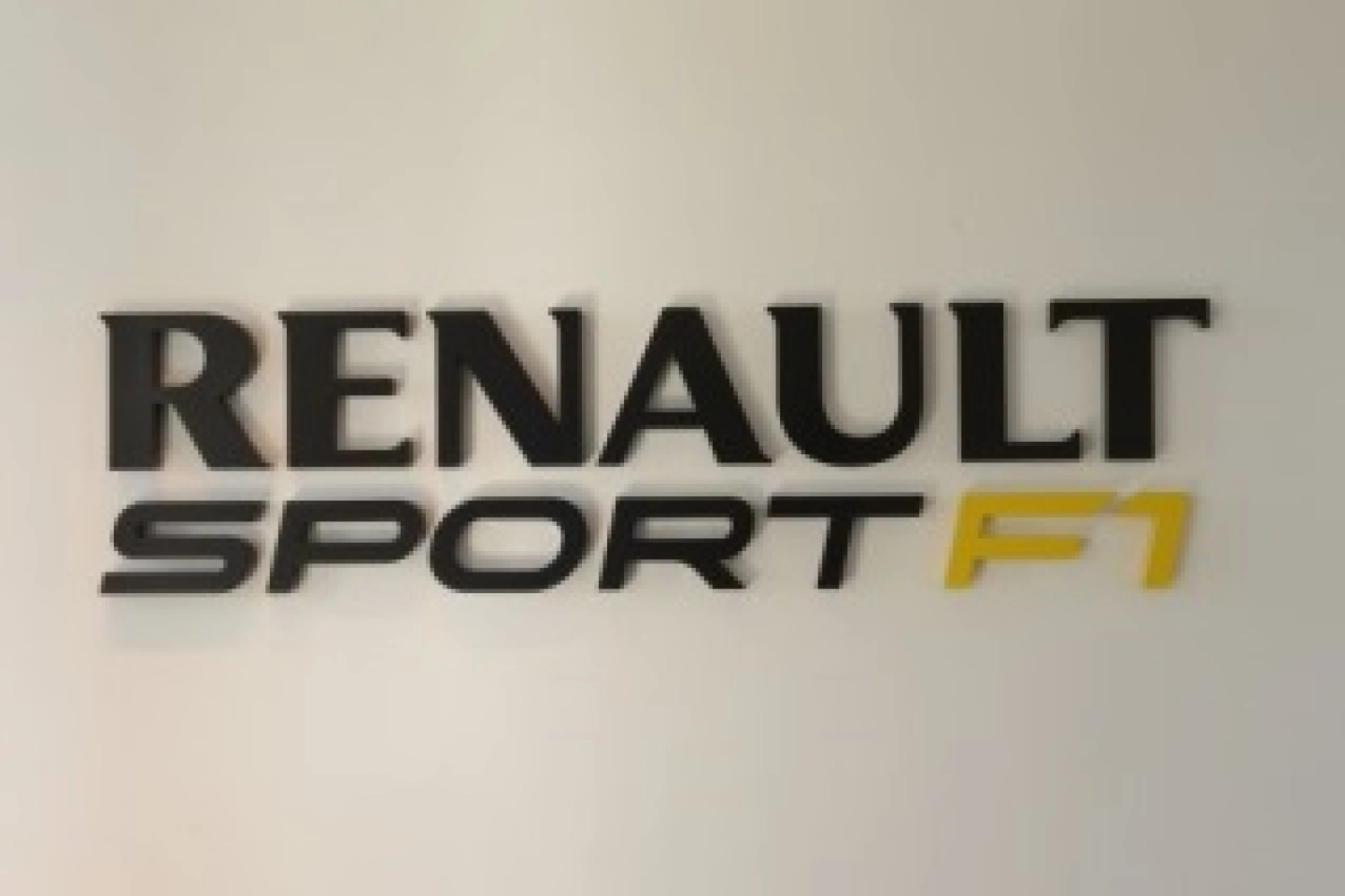 "Aucune chance" que Renault quitte la F1